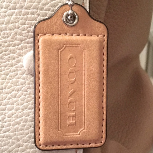 π₯FIRM PRICE HTF Coach Legacy XXL 3β Tan Bag Hang Tag Fob Keychain ONLY!π₯ NEW!!π - Picture 2 of 7